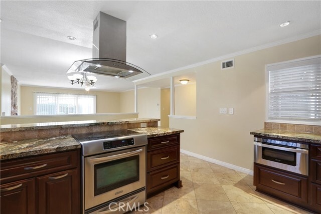 Building Photo - 4880 Hazelnut Ave