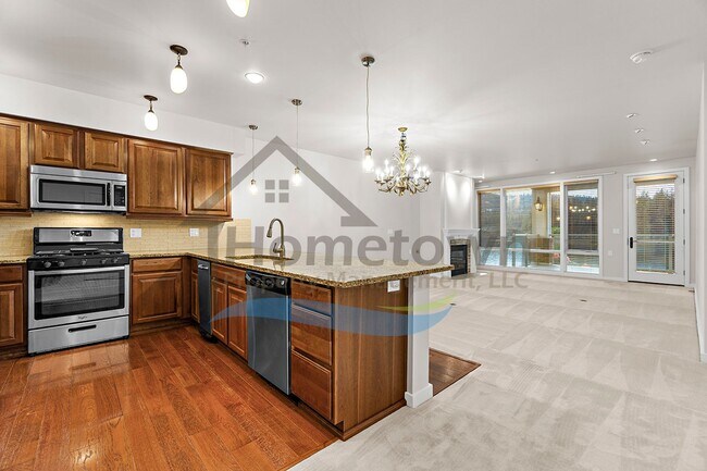 Building Photo - 355 W Waterside Dr