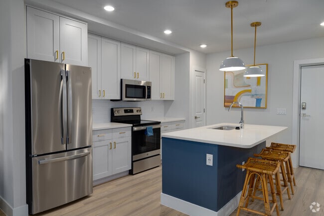 Avila Kitchen - Mark Lane