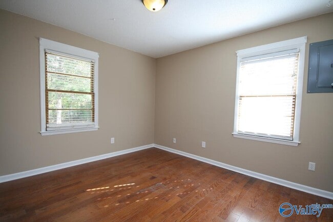 Building Photo - 4412 Gazette Dr SW