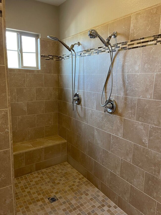 Building Photo - Exquisite 5-Bedroom, 3.5-Bath Home in Coveted Morgan Hill Estates