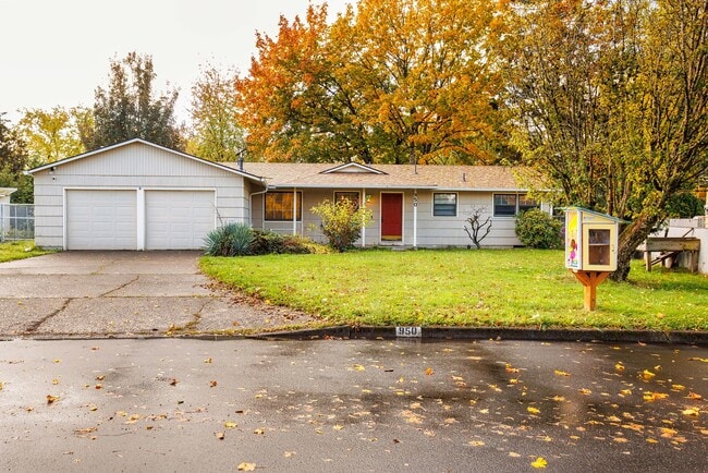 Primary Photo - 950 NE 18th St