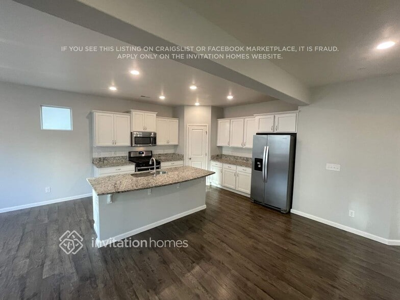 Building Photo - 539 Woodduck Dr SW