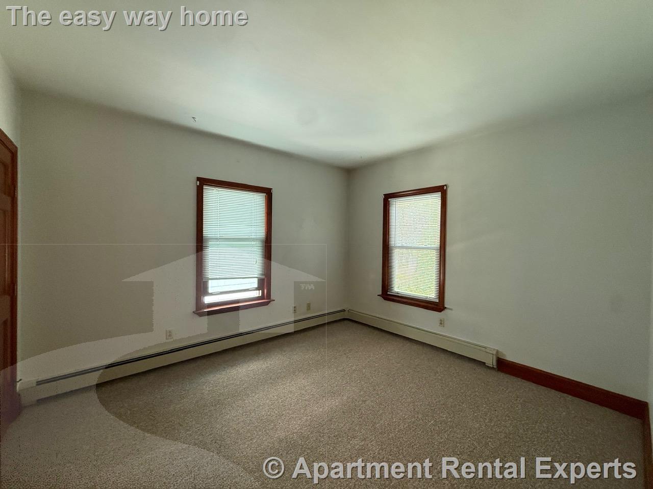 Building Photo - 25 Putnam St