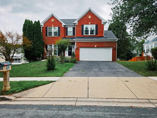 Building Photo - 17204 Sumac Ct