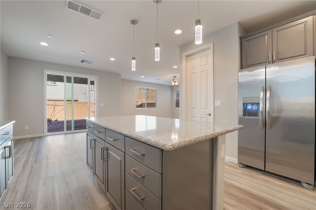 Building Photo - 184 Pace Ave