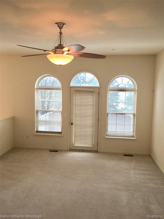 Building Photo - 39763 Rockcrest Cir