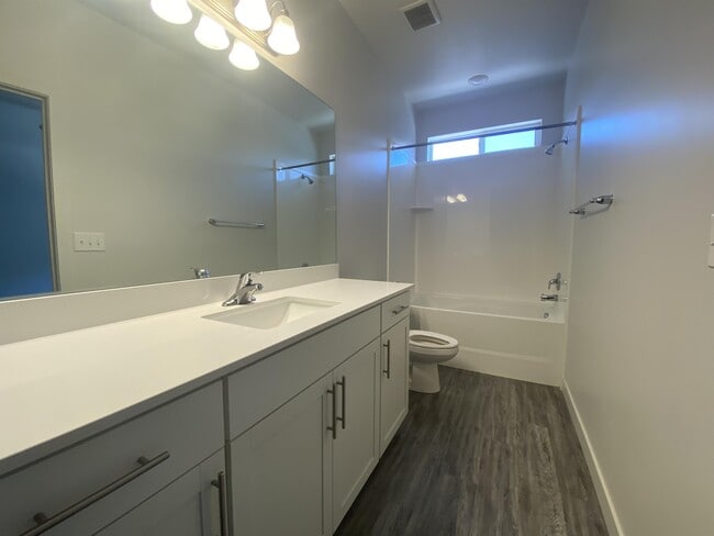 Building Photo - 15499 Aqua Mountain Ln