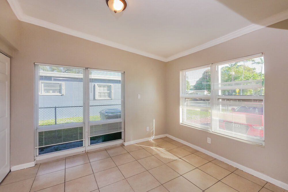 Building Photo - 259 NW 30th Ave