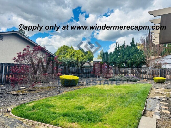 Building Photo - Beautiful 3-Bedroom Home in a Wonderful Fair Oaks Neighborhood!