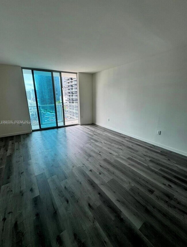 Building Photo - 1100 S Miami Ave