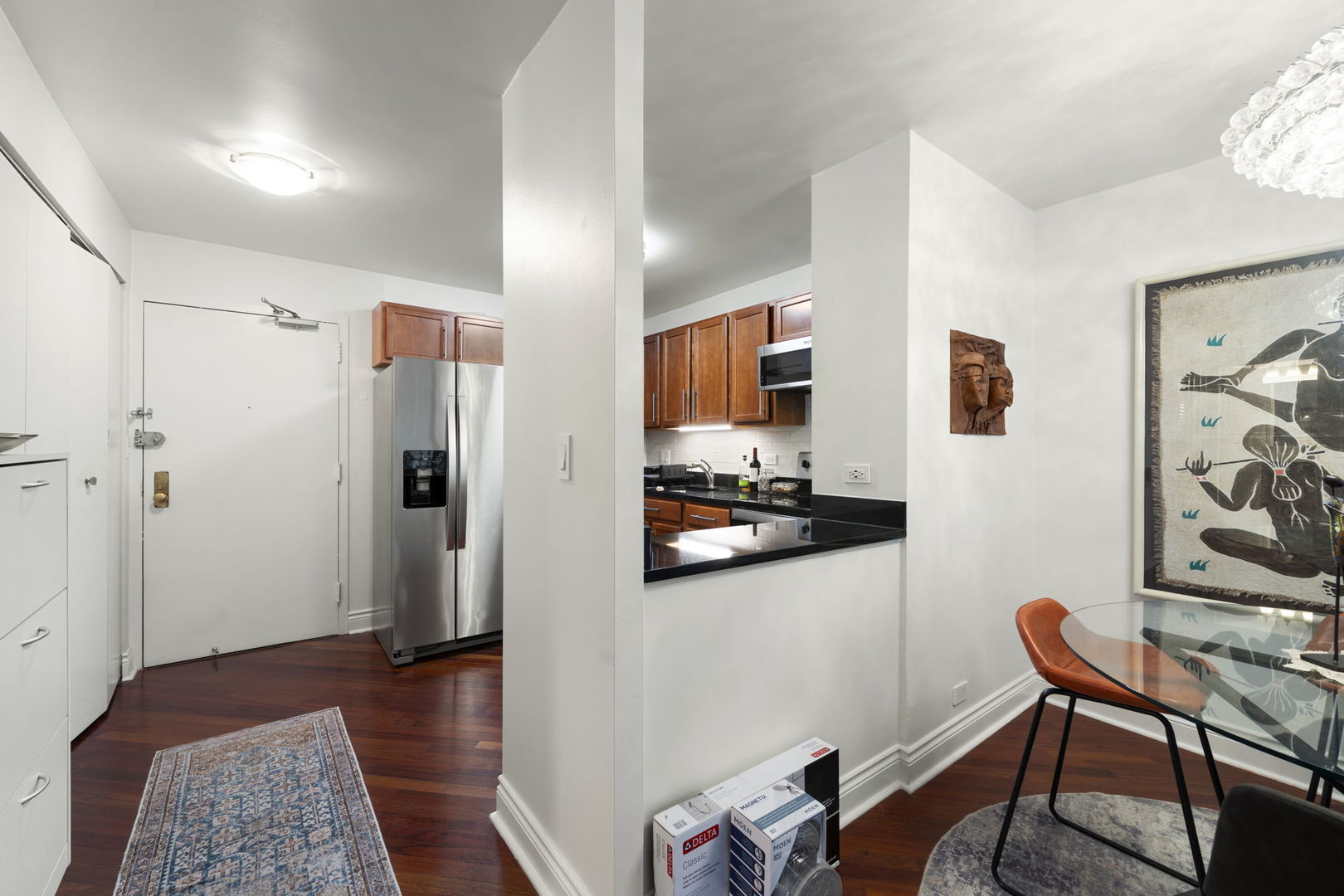 Building Photo - 222 E Pearson St