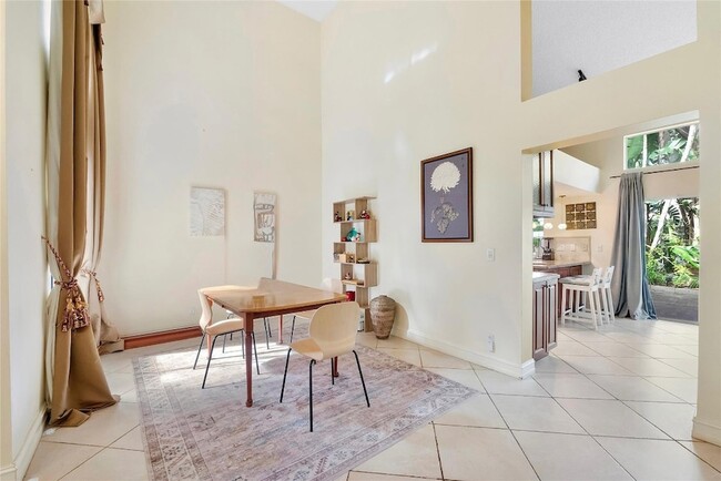 Building Photo - 10019 NW 5th St