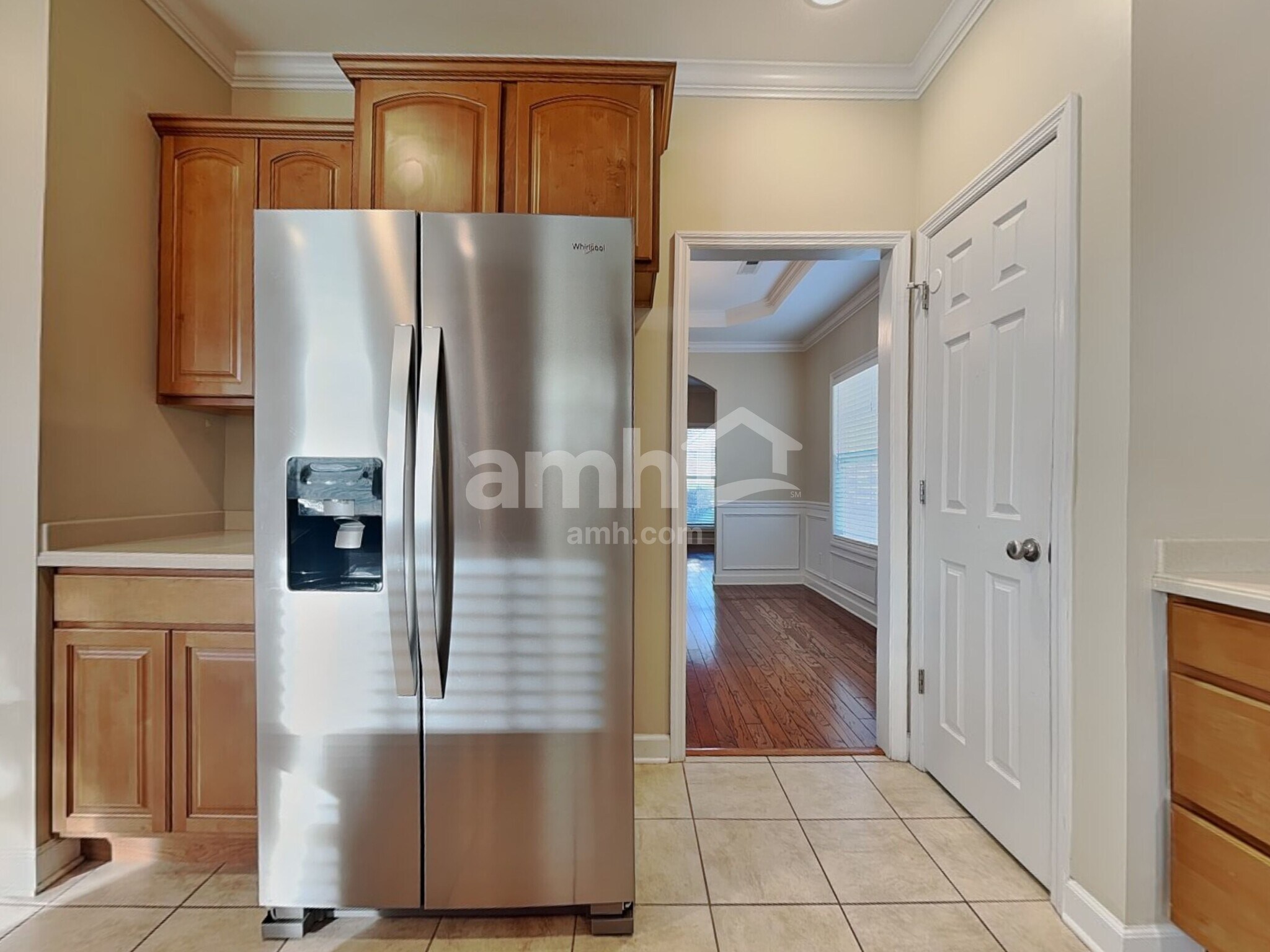 Building Photo - 1641 Silver Oak Ln