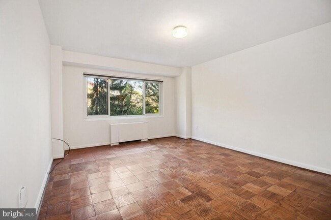 Building Photo - 4201 Cathedral Ave NW