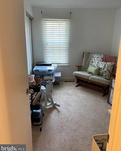 Building Photo - 17570 Macduff Ave