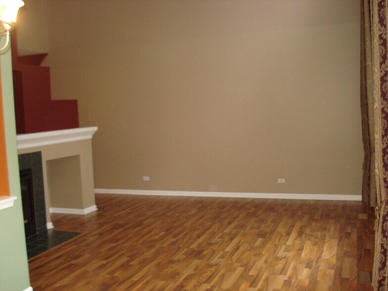 Building Photo - 1022 Evergreen Cir