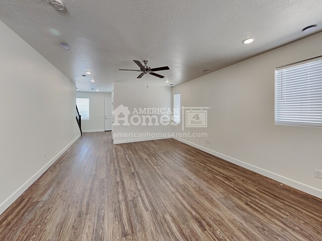 Building Photo - 4304 N Poplar Street