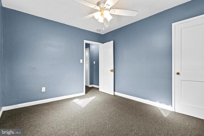 Building Photo - 1300 N Potomac St