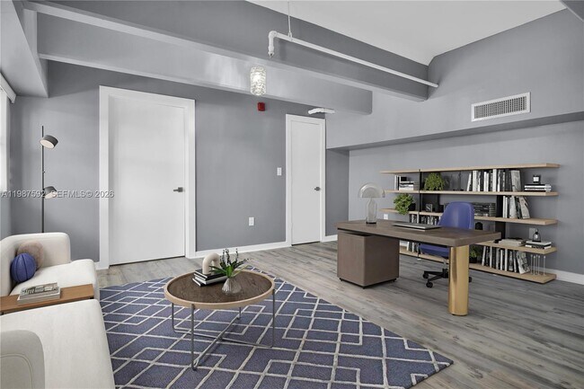 Building Photo - 4332 Collins Ave