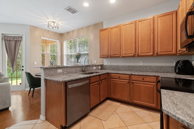 Building Photo - 8141 Stone Leaf Ln