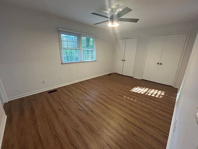 Building Photo - 7409 Barberry Ct