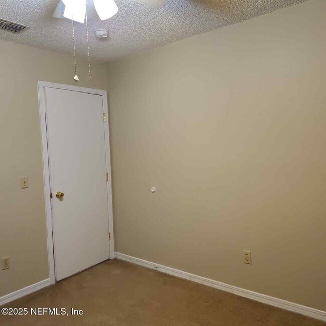 Building Photo - 2210 Captain Kidd Dr