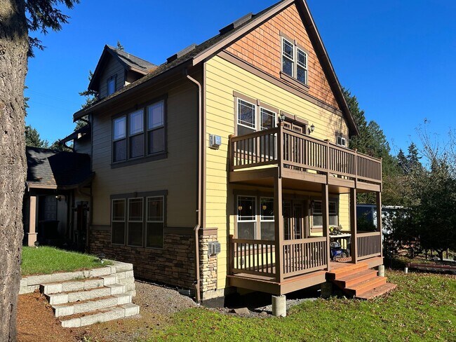 Building Photo - Luxury Craftsman with Spanish Accents & Bo...