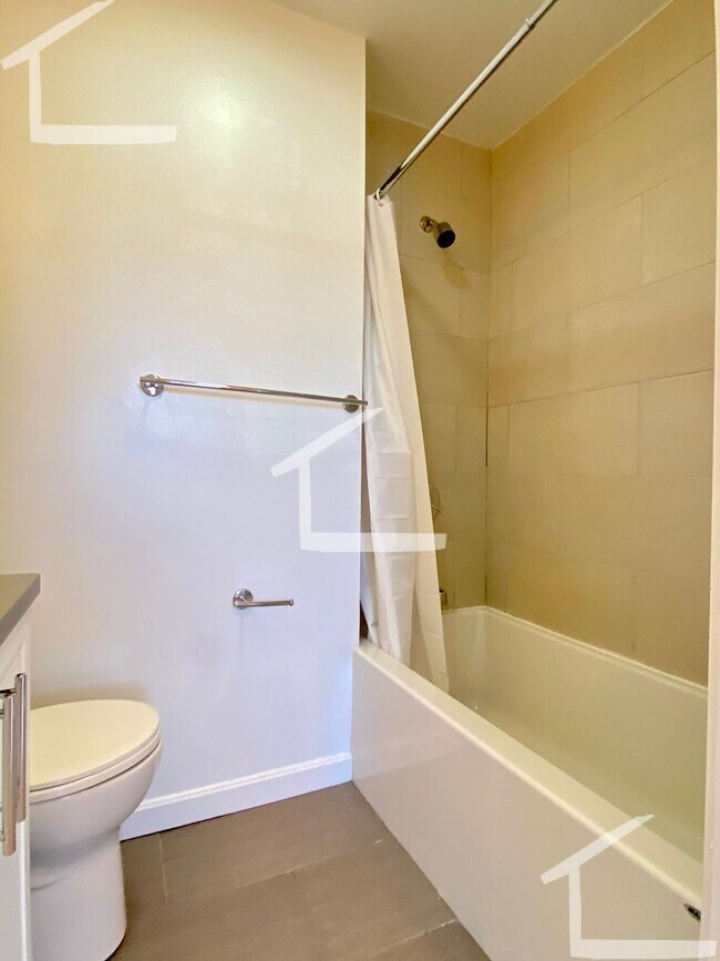 Building Photo - Spacious 2BR Allston Listing!