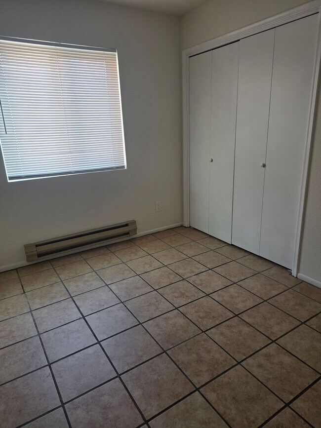 Building Photo - 920 N Belvedere Ave