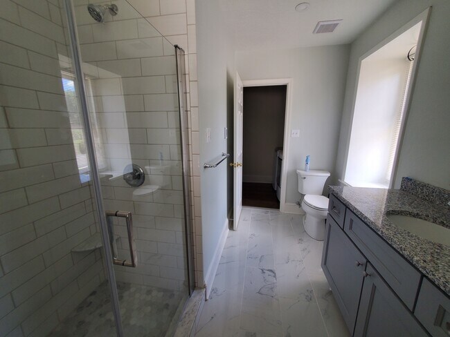 Bathroom 2 - 400 S Main St