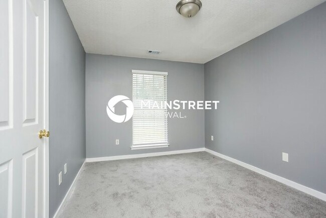 Building Photo - 4 Bedroom Pet-Friendly Home in Horn Lake, MS with Main Street Renewal