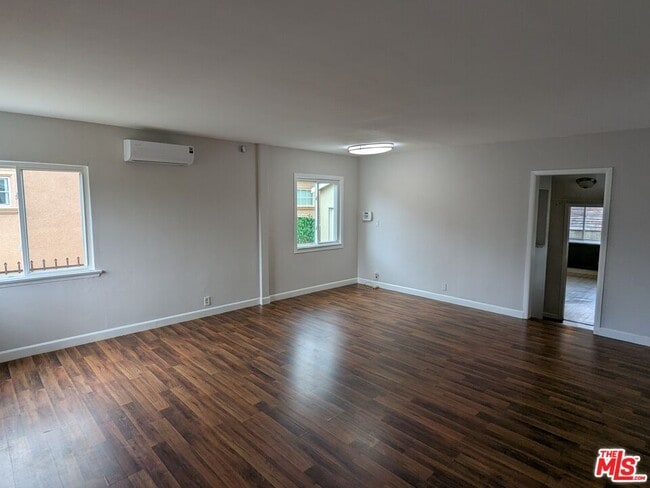 Building Photo - 12507 Yukon Ave