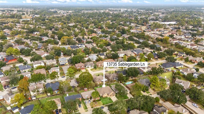 Building Photo - 13735 Sablegarden Ln