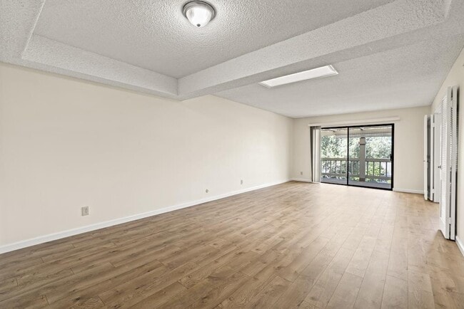 Building Photo - 5481 Cribari Green