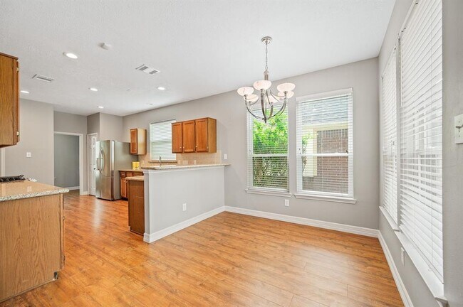 Building Photo - 209 McVoy Dr