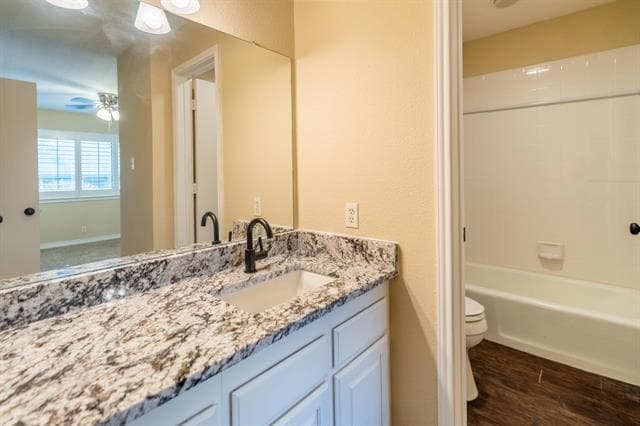 Building Photo - 1204 Signal Ridge Pl