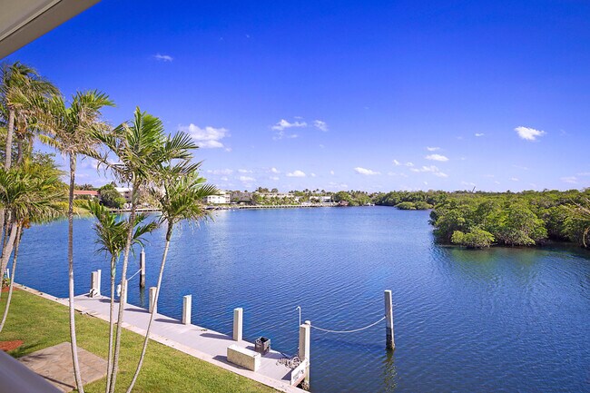 Building Photo - 2 Inlet Cay Dr