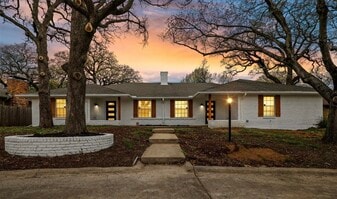 Building Photo - 3522 Shady Valley Dr