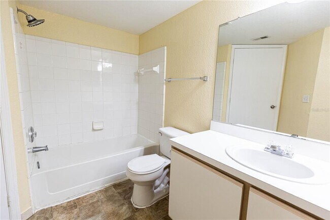 Building Photo - 2208 Antigua Pl