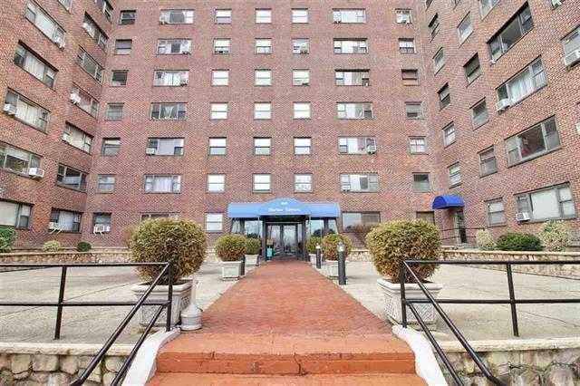 Building Photo - 6515 JFK Blvd E
