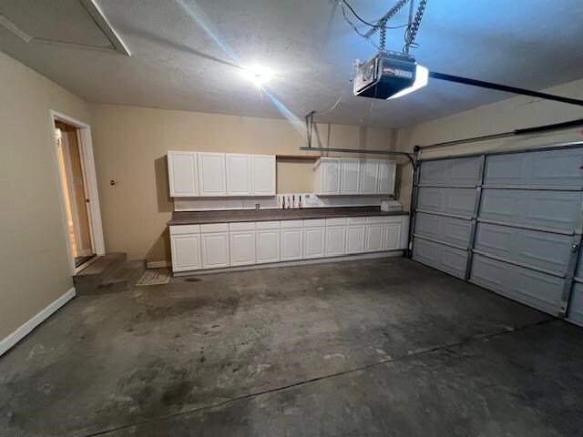 Building Photo - 2708 Pointe Ct