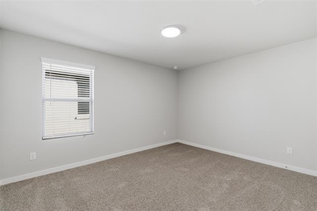 Building Photo - 607 Whispering Winds Trl