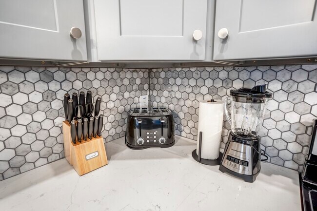 Building Photo - 5512 Texas St