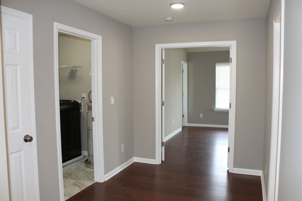 Building Photo - 108 Azteca Dr
