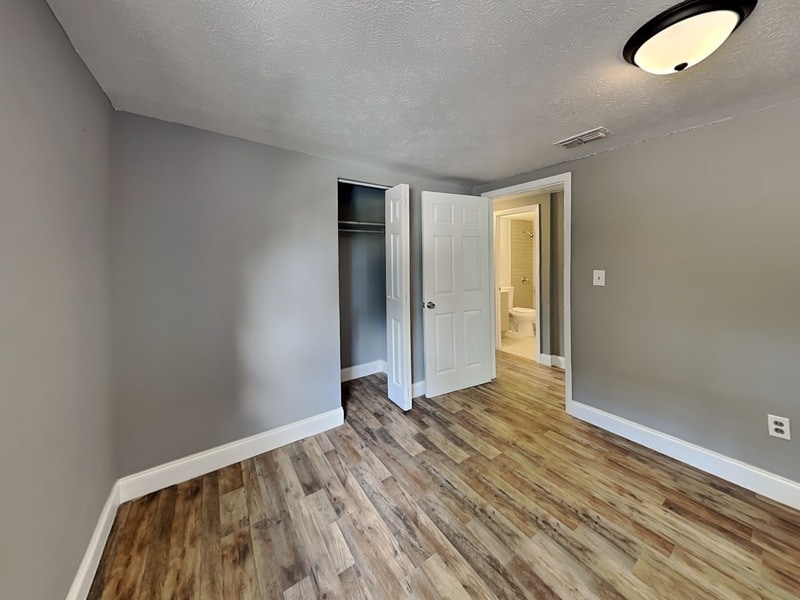 Building Photo - 7345 Linda Dr