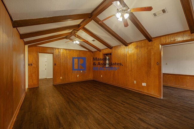 Building Photo - 3 Bed/2 Bath Home in the Heart of Pearl