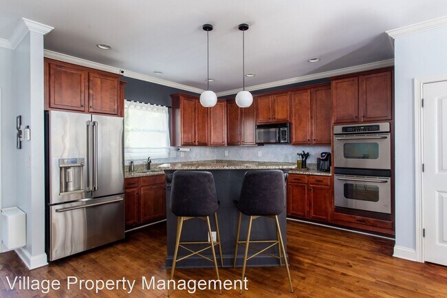 Building Photo - 3 br, 3.5 bath House - 908 11th Avenue North