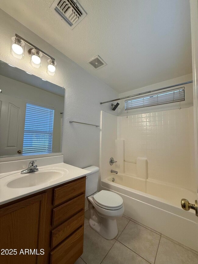 Building Photo - 25740 W Nancy Ln