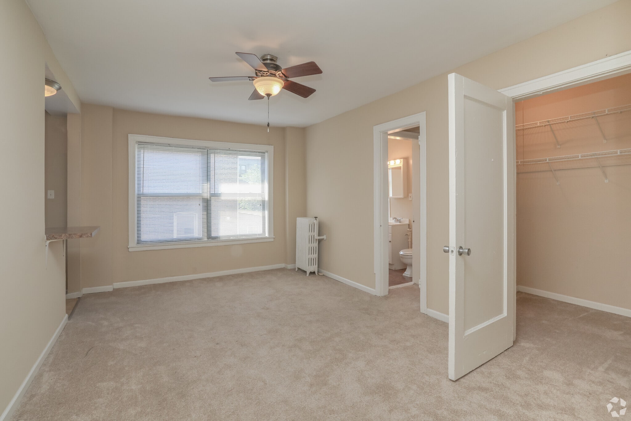 Plaisance Apartments 6104 S Woodlawn Ave Chicago IL 60637 Apartment Finder